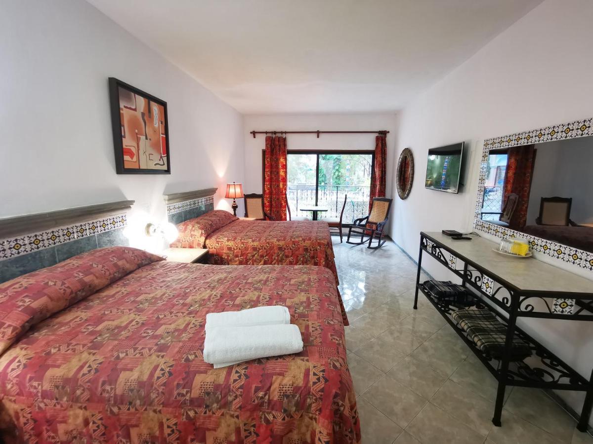 Hotel Doralba Inn Меріда Екстер'єр фото
