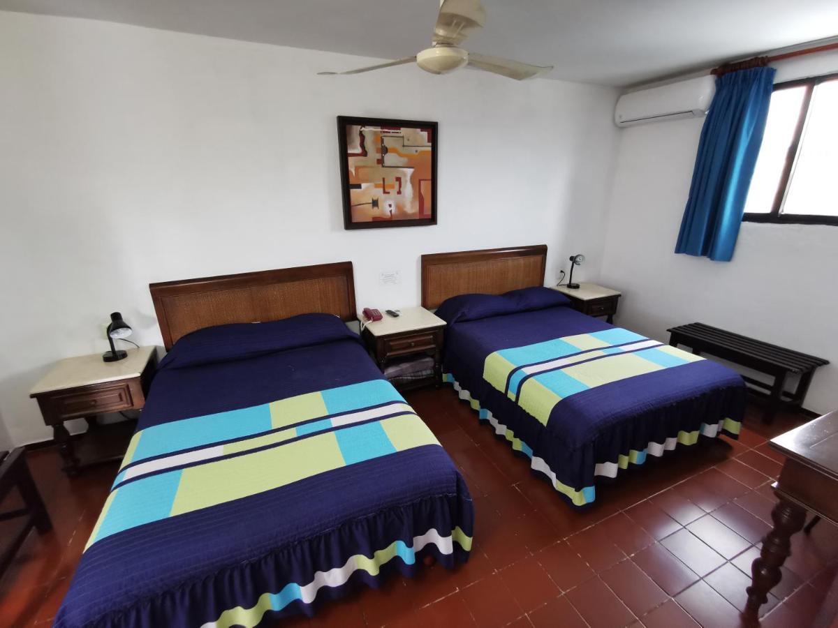 Hotel Doralba Inn Меріда Екстер'єр фото