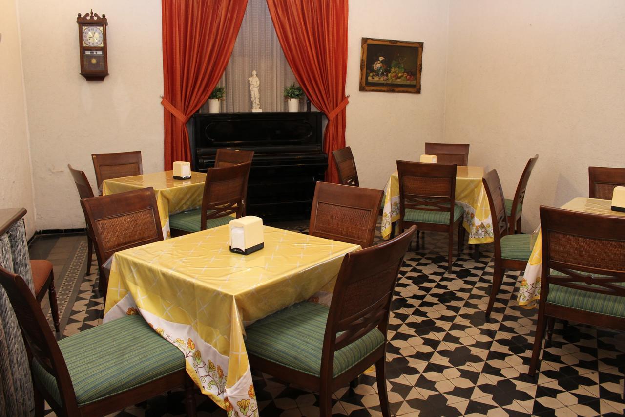 Hotel Doralba Inn Меріда Екстер'єр фото
